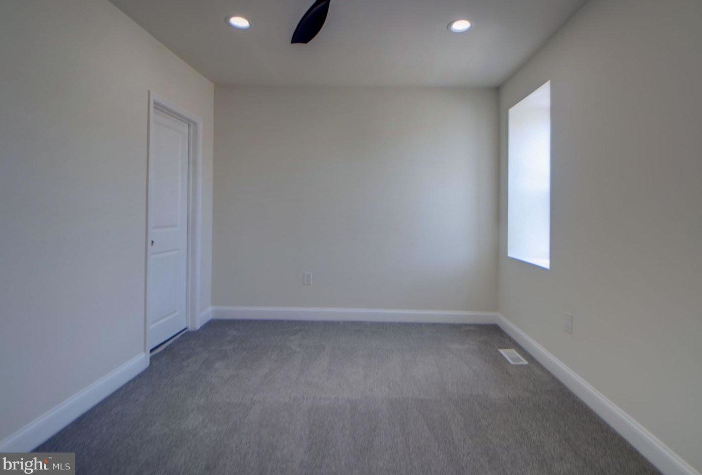 3613 Liberty Heights Ave, Baltimore MD 21215-7805 exterior