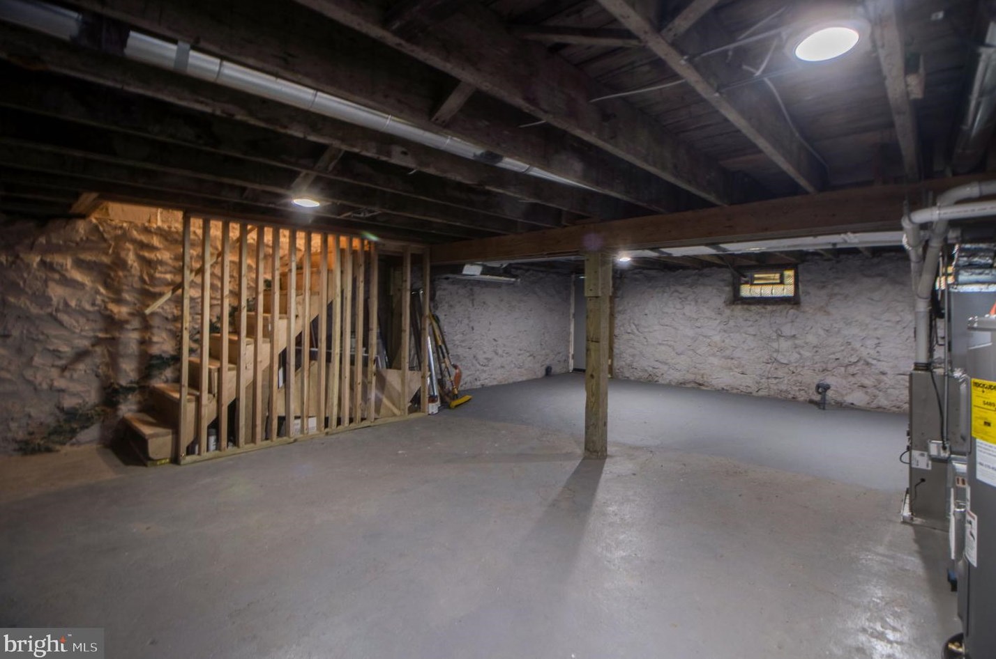 3613 Liberty Heights Ave, Baltimore MD 21215-7805 exterior