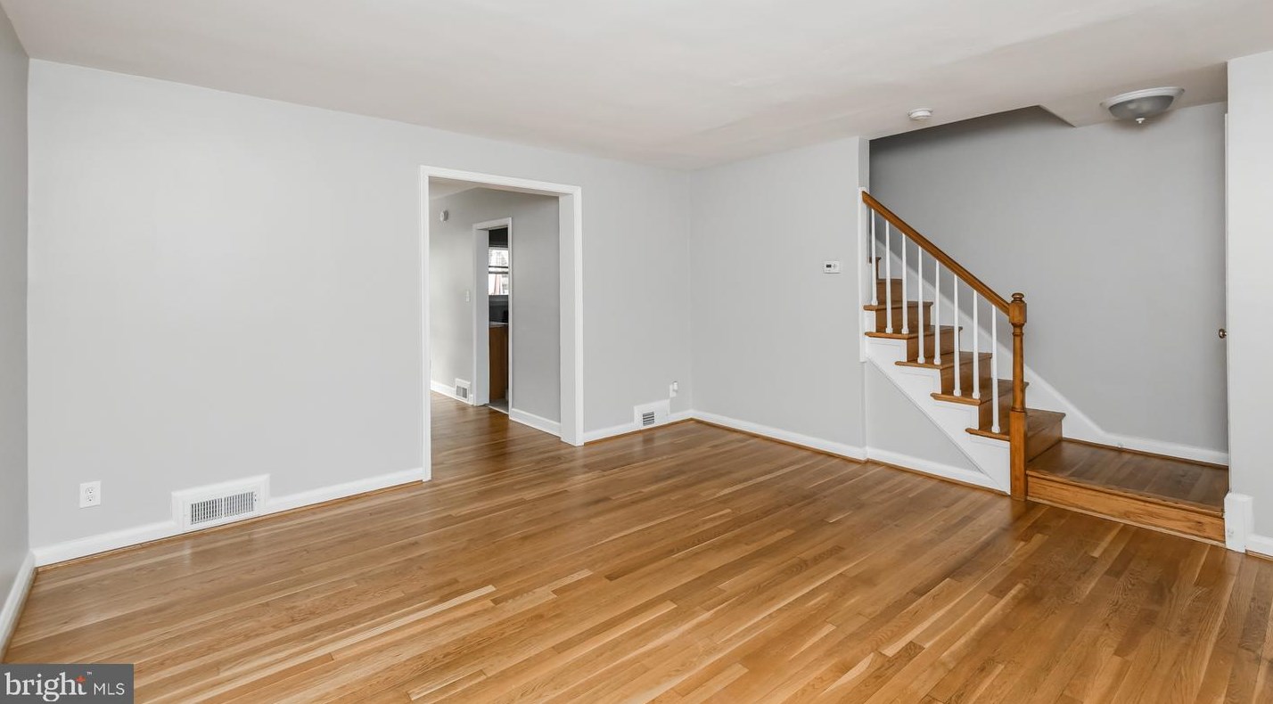 1541 Gleneagle Rd, Baltimore, MD 21239