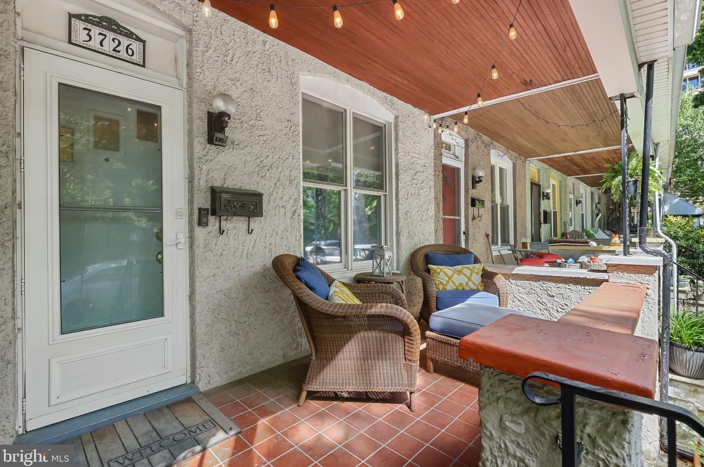 3726 Chestnut Ave, Baltimore MD  21211-2205 exterior