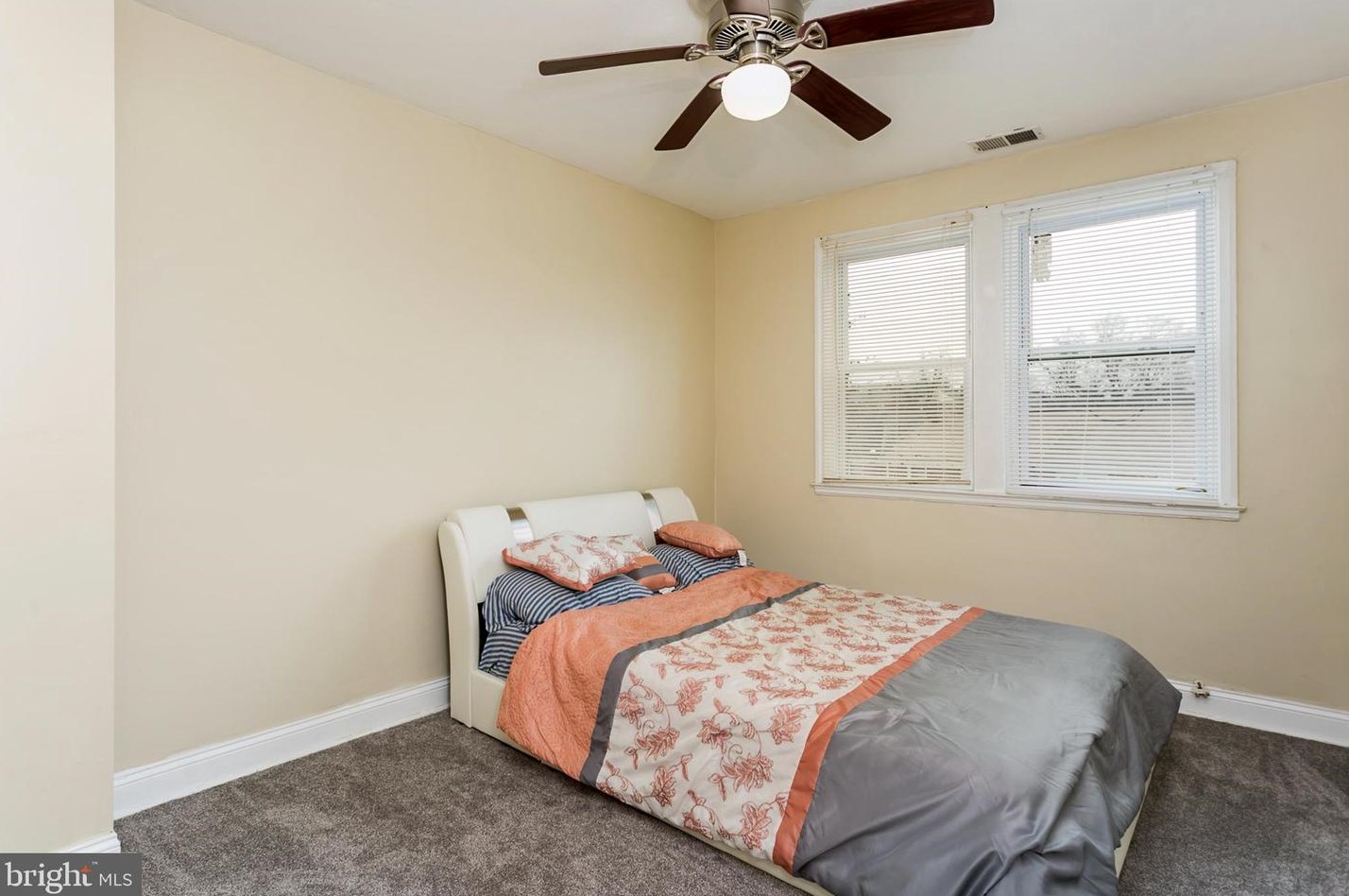 1642 Kingsway Rd, Baltimore MD  21218-1645 exterior