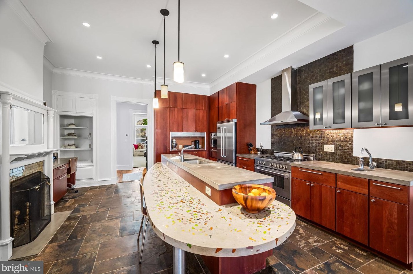 1325 Park Ave, Baltimore MD  21217-4816 exterior