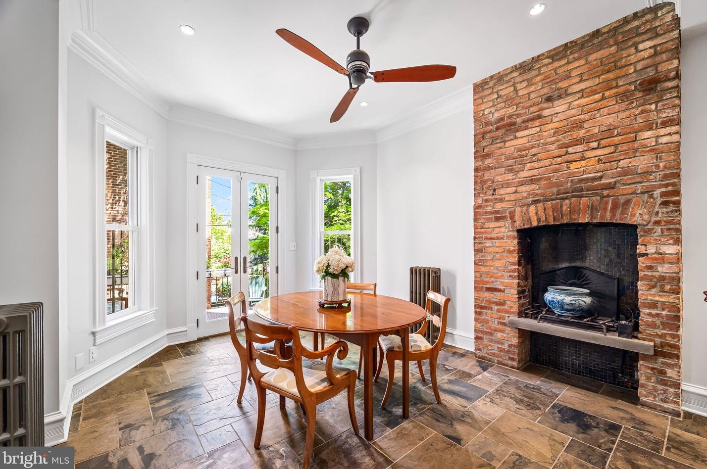 1325 Park Ave, Baltimore MD  21217-4816 exterior