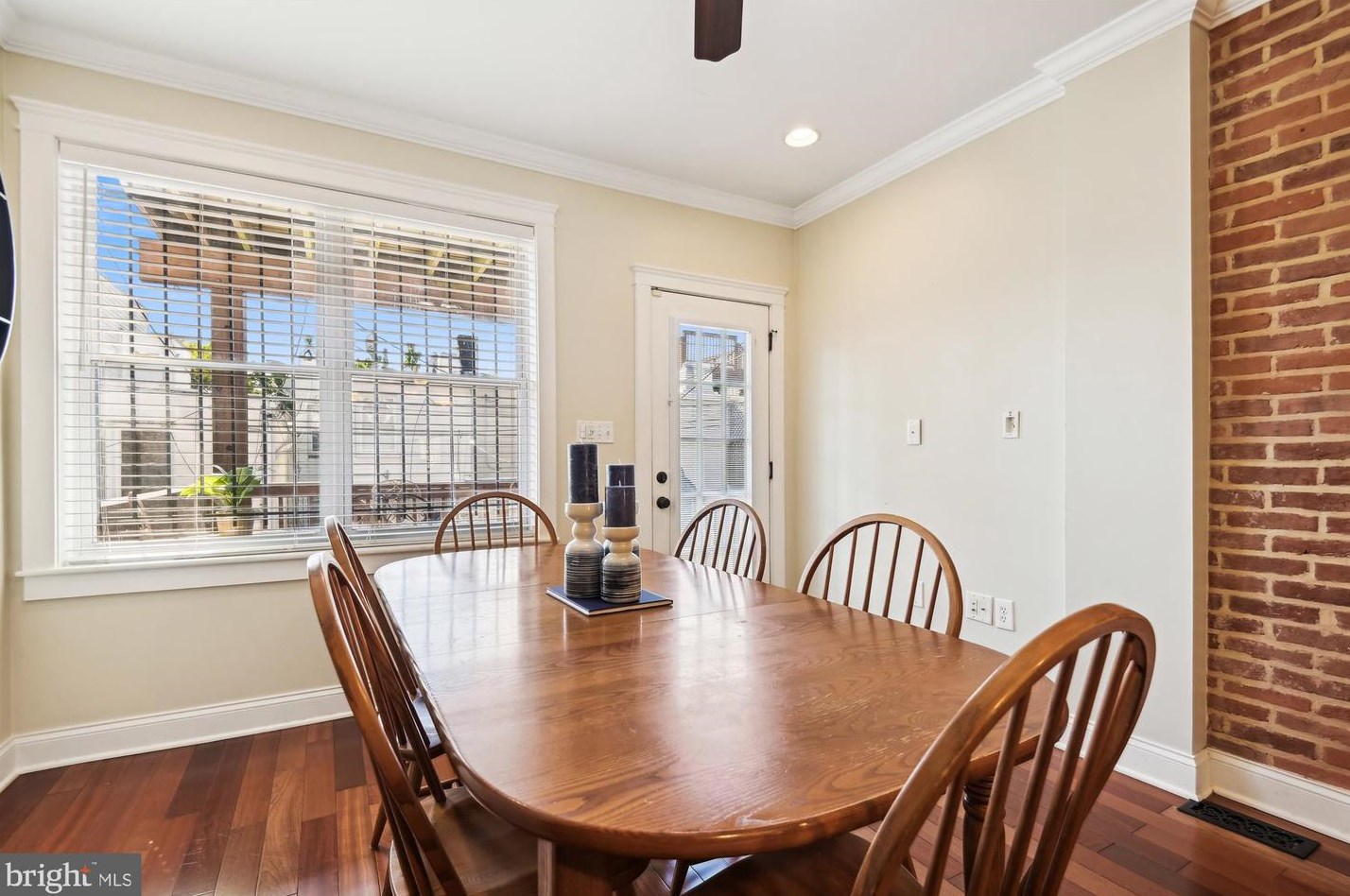 806 Streeper St, Baltimore MD  21224-1725 exterior