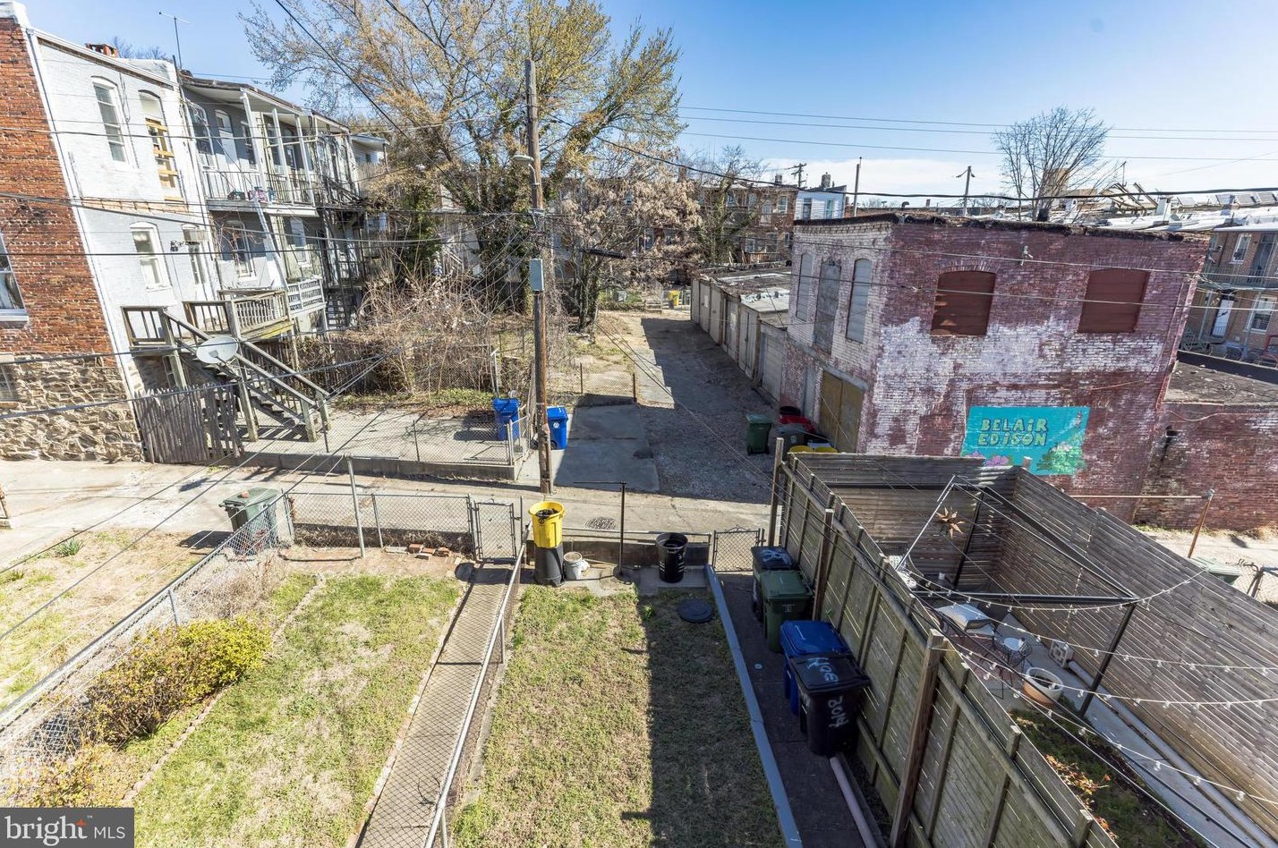 3014 Clifton Park Ter, Baltimore MD  21213-1136 exterior