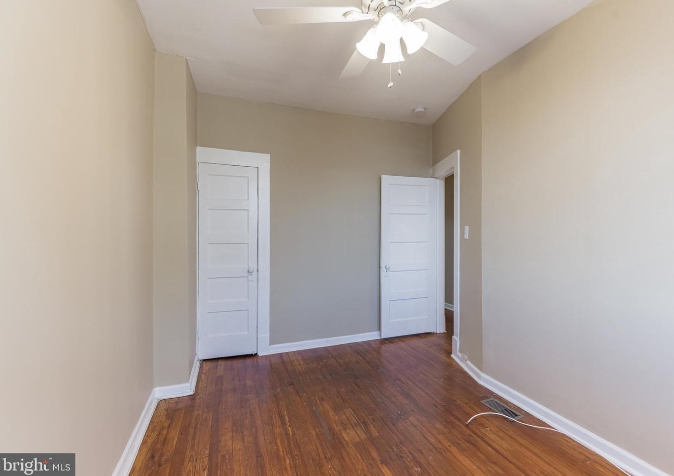 3014 Clifton Park Ter, Baltimore MD  21213-1136 exterior