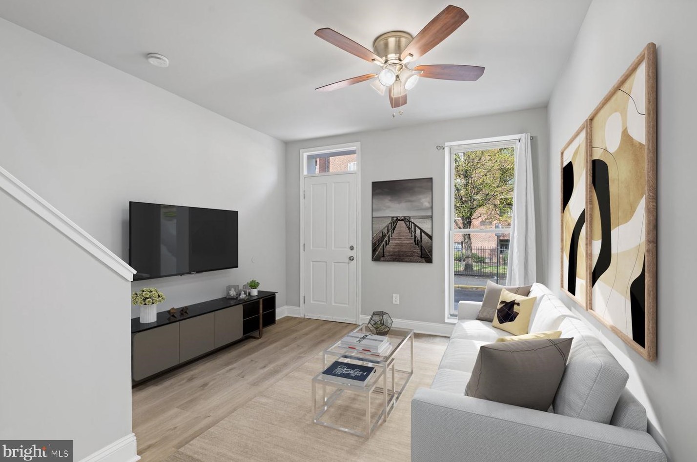 209 Castle St, Baltimore, MD 21231-2602