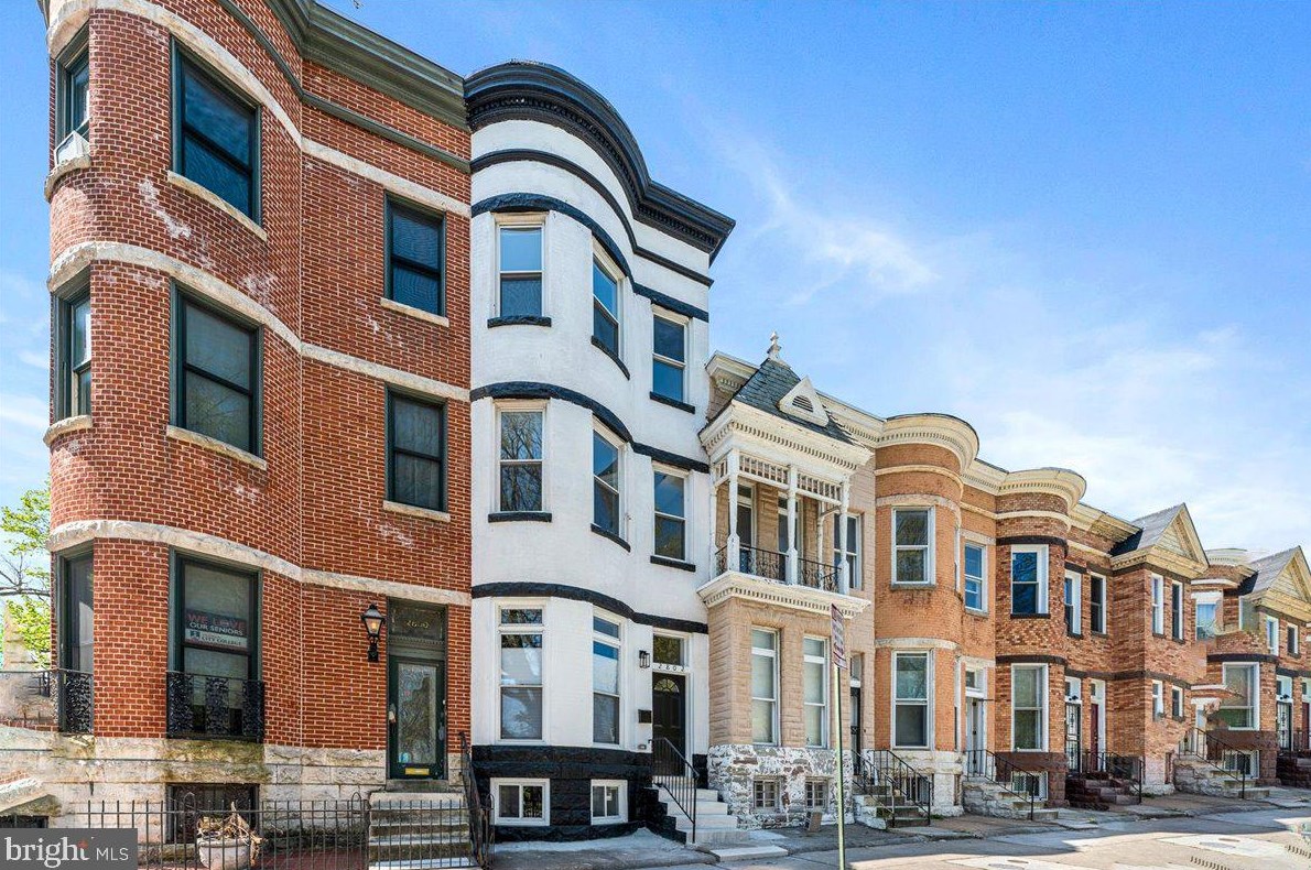 2802 Auchentoroly Ter, Baltimore, MD 21217-1901