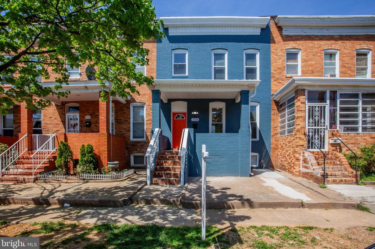 3708 5th St, Baltimore MD  21225-2032 exterior