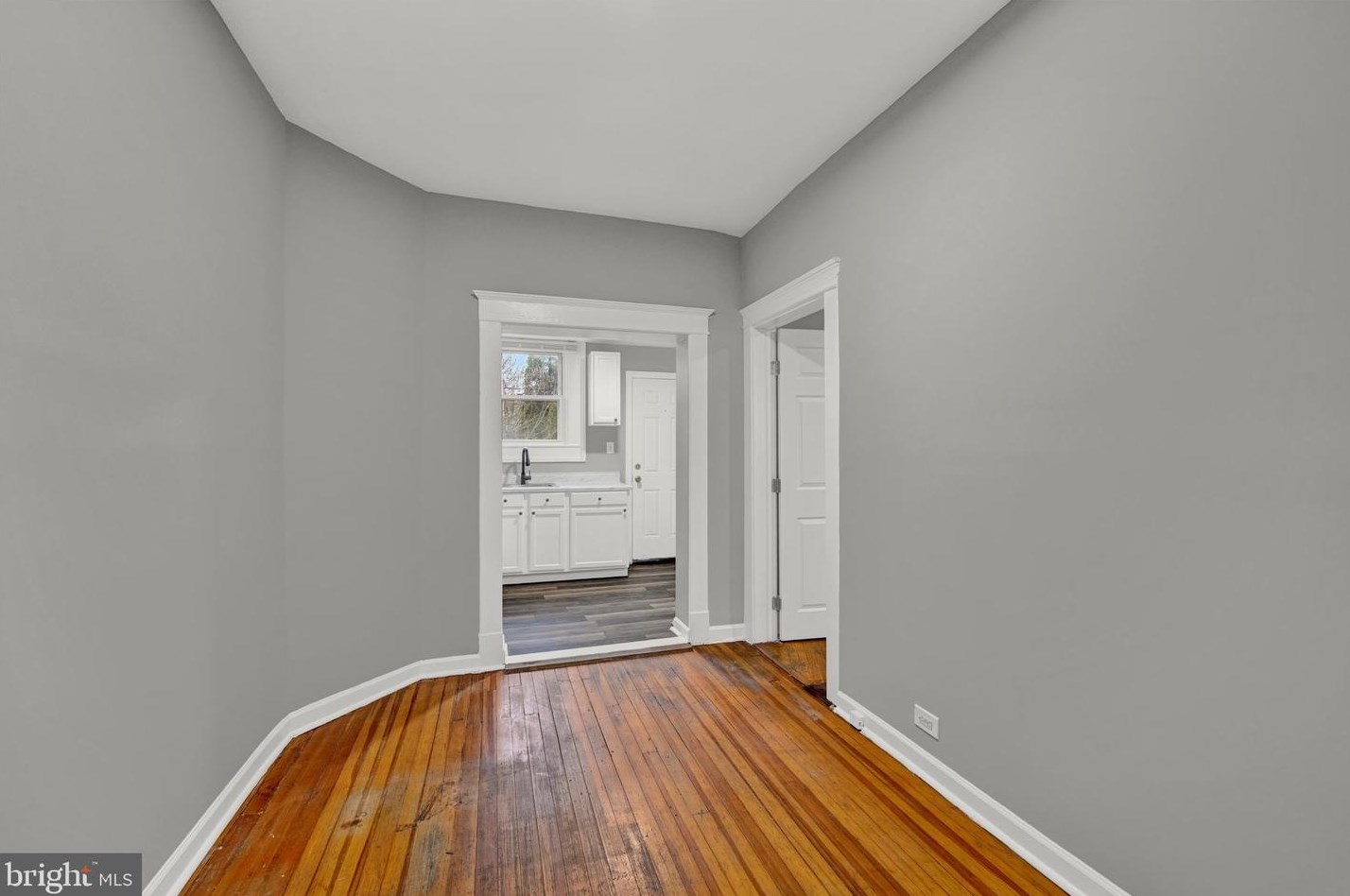 818 35th St, Baltimore MD  21218-2930 exterior