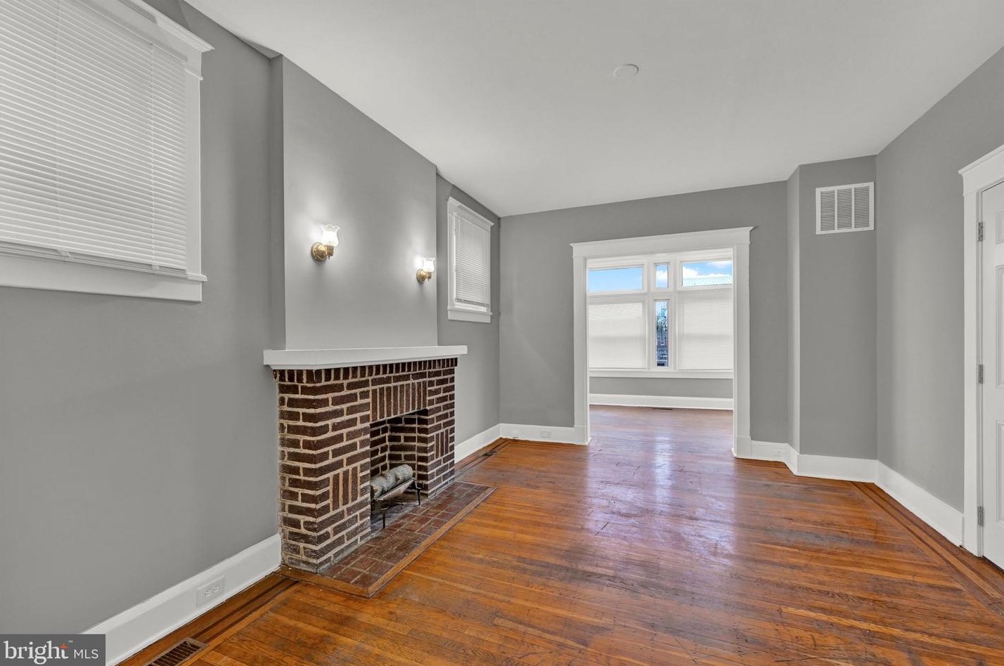 818 35th St, Baltimore MD  21218-2930 exterior