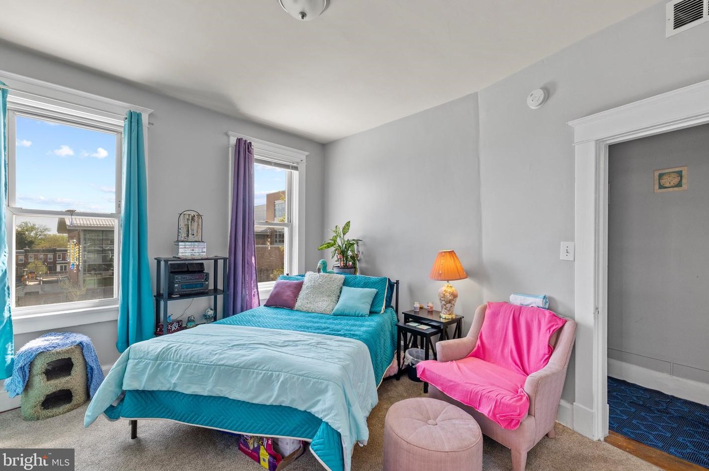 818 35th St, Baltimore MD  21218-2930 exterior