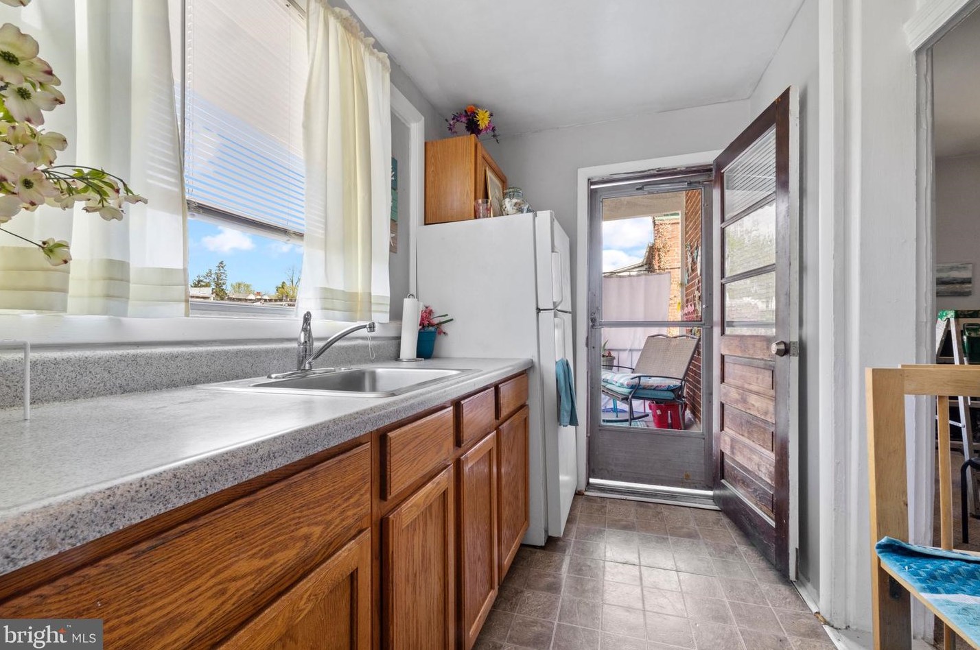 818 35th St, Baltimore MD  21218-2930 exterior