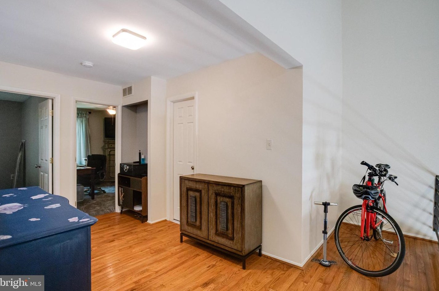 1208 Linden Grn, Baltimore MD 21217-3600 exterior