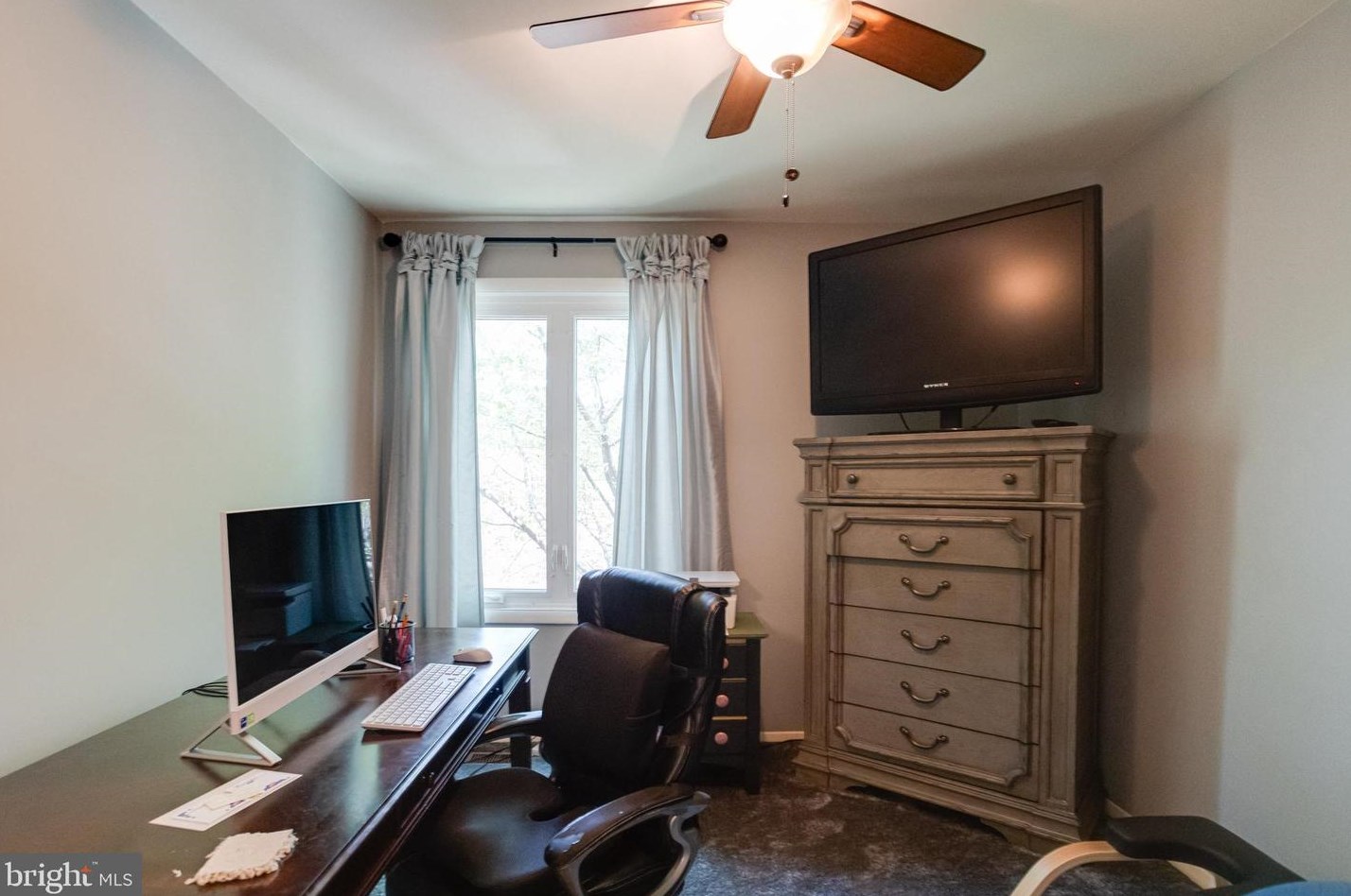 1208 Linden Grn, Baltimore MD 21217-3600 exterior