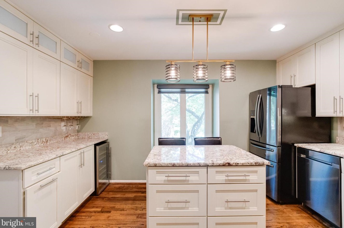 1208 Linden Grn, Baltimore MD 21217-3600 exterior