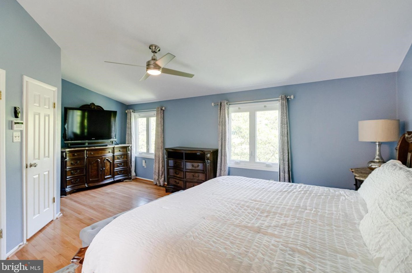 1208 Linden Grn, Baltimore MD 21217-3600 exterior