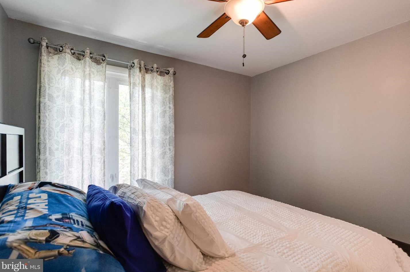 1208 Linden Grn, Baltimore MD 21217-3600 exterior