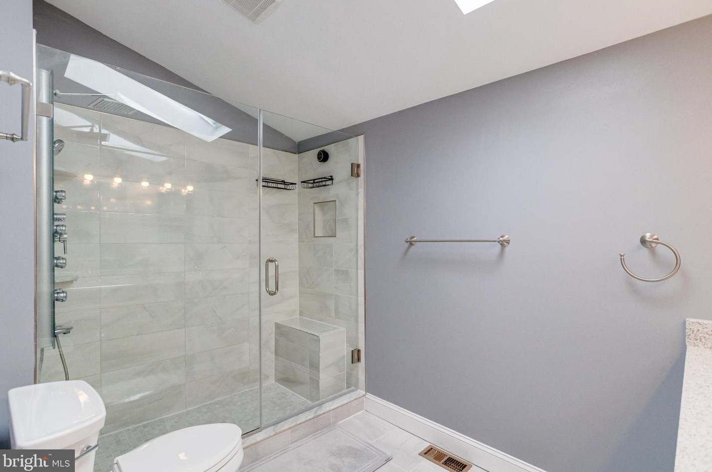 1208 Linden Grn, Baltimore MD 21217-3600 exterior