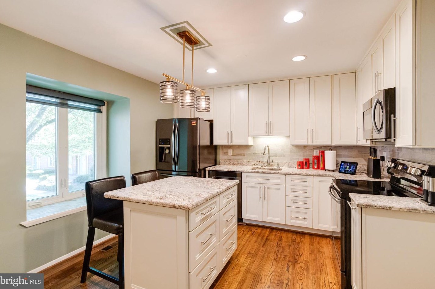 1208 Linden Grn, Baltimore MD 21217-3600 exterior