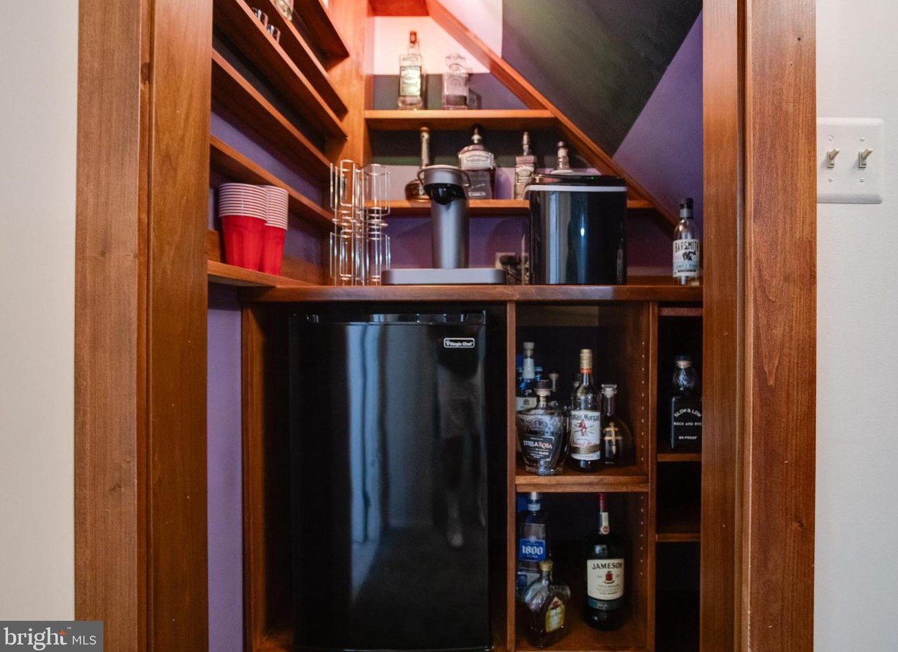 1208 Linden Grn, Baltimore MD 21217-3600 exterior