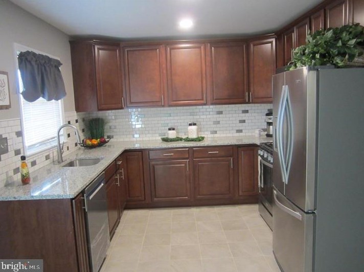 4017 Highland Ave, Baltimore, MD 21225