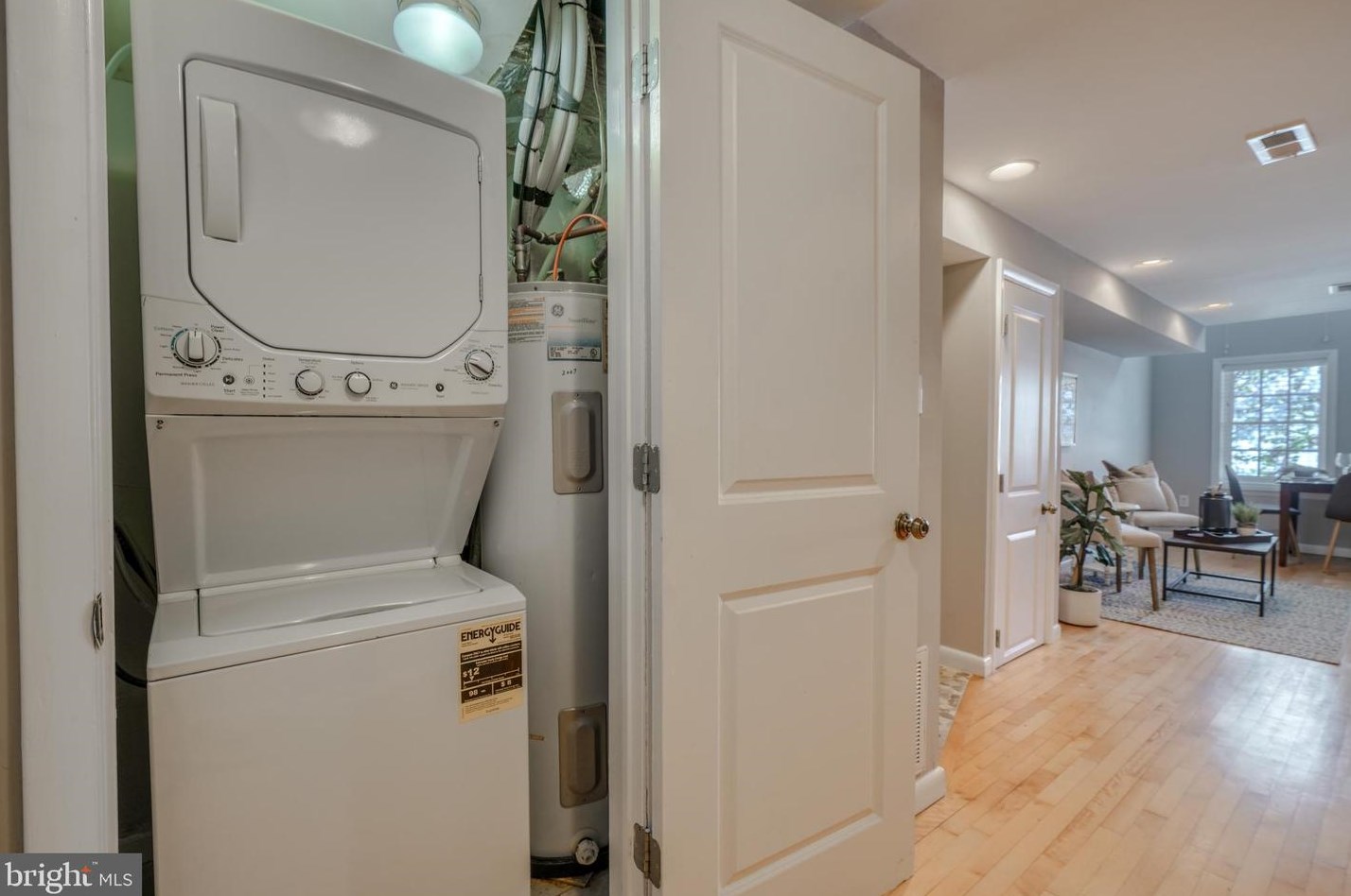 39 Arlington Ave, Baltimore MD  21223-2616 exterior