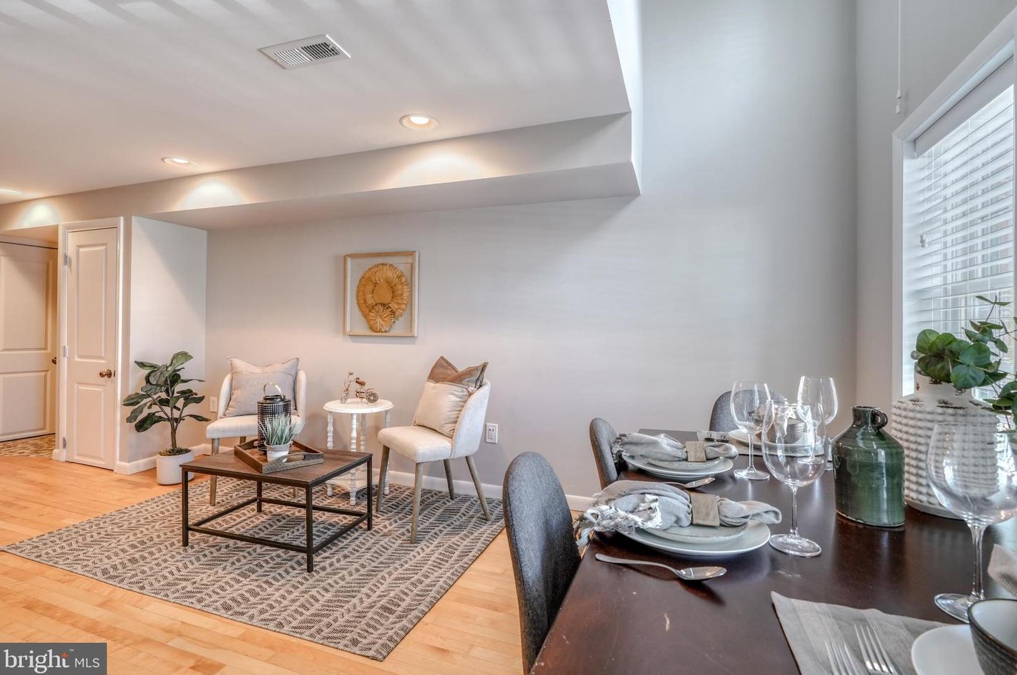 39 Arlington Ave, Baltimore MD  21223-2616 exterior