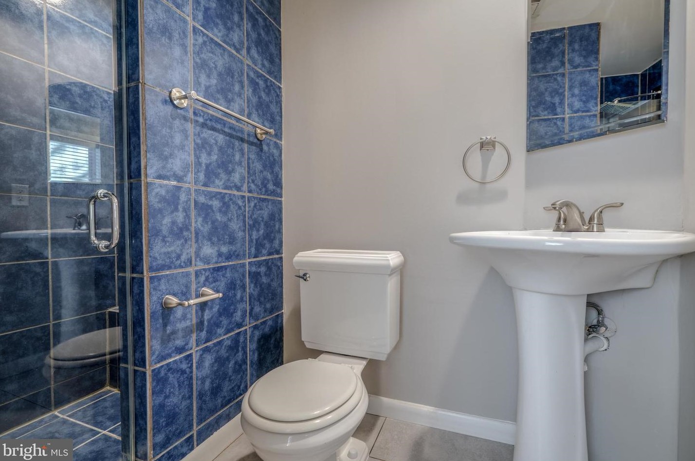 39 Arlington Ave, Baltimore MD  21223-2616 exterior