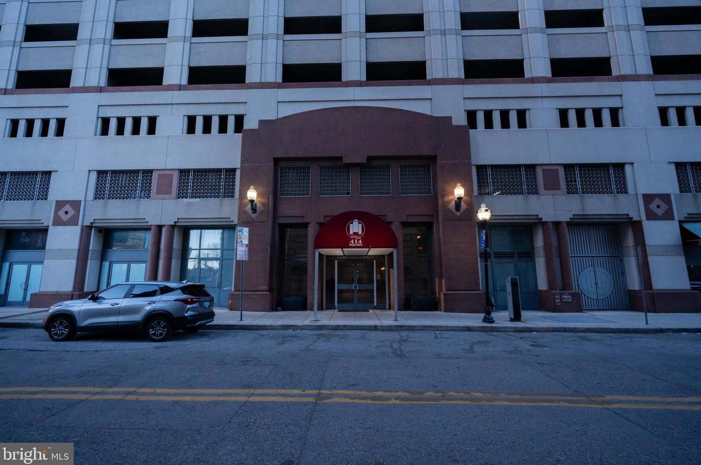 414 Water St, Baltimore MD  21202-3225 exterior