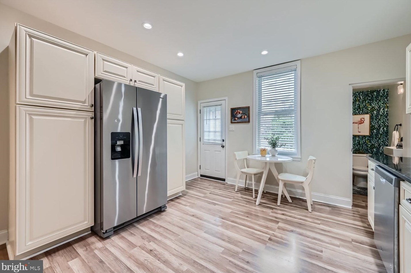 4333 Falls Rd, Baltimore MD  21211-1223 exterior