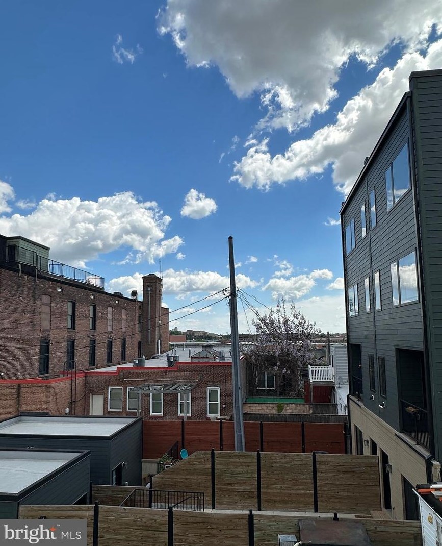 3500 Fleet St, Baltimore MD  21224-4105 exterior