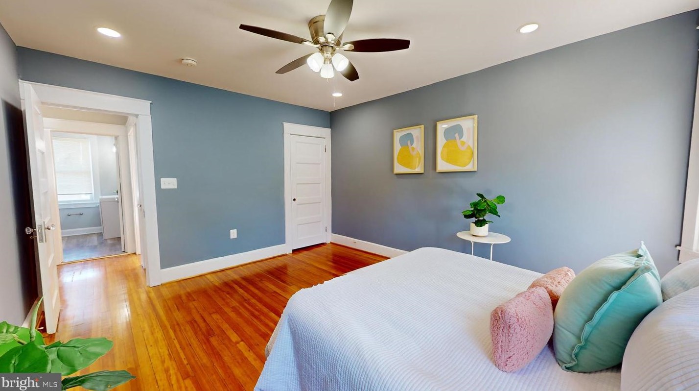 3413 Cedardale Rd, Baltimore MD  21215-7301 exterior