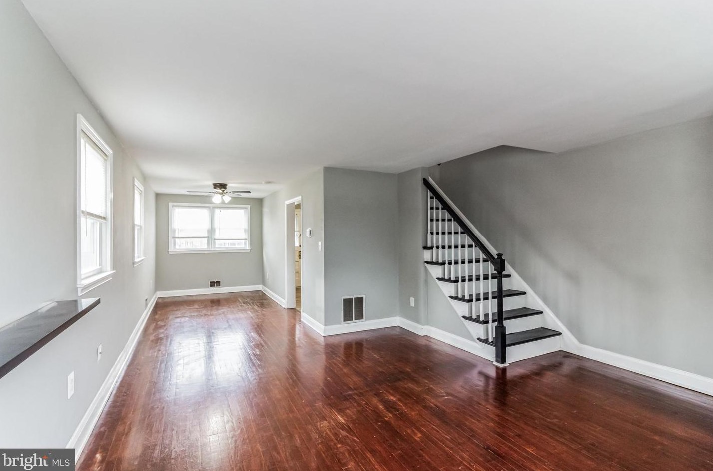 3847 Bonview Ave, Baltimore MD 21213-2012 exterior