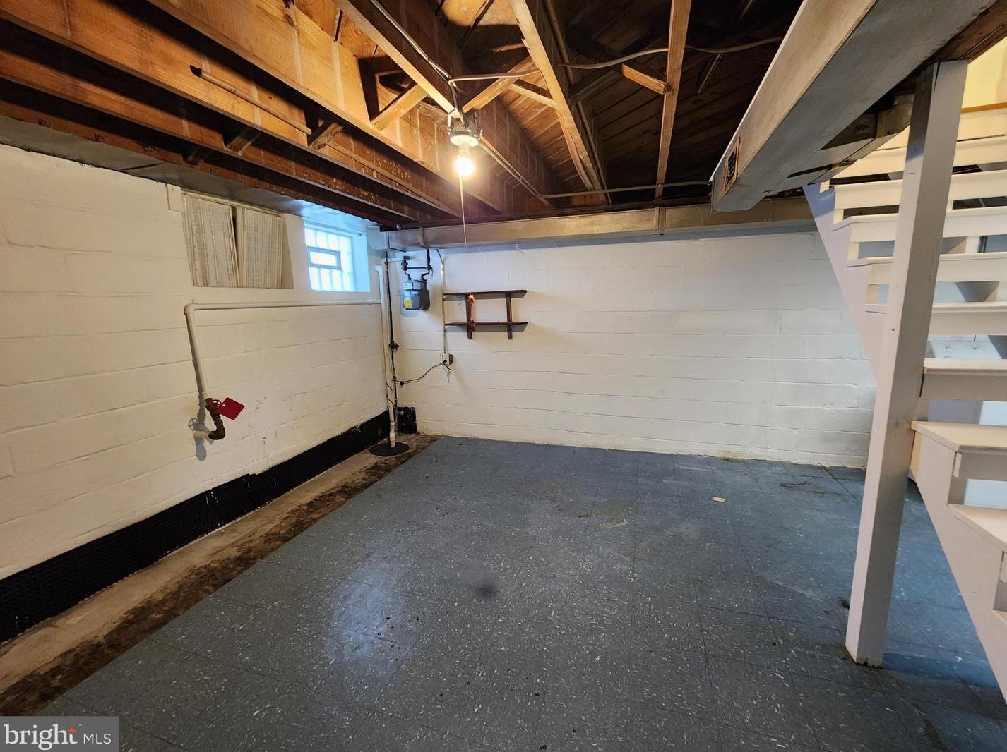 3853 Shannon Dr, Baltimore MD  21213-1826 exterior