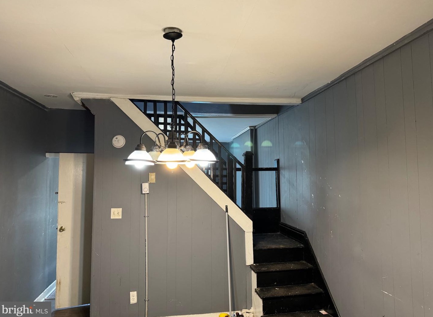 2668 Dulany St, Baltimore, MD 21223-2835