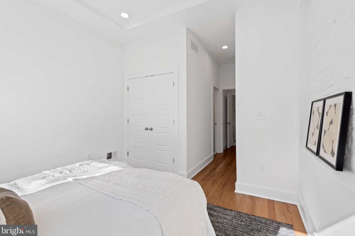 338 Robinson St, Baltimore MD  21224-2216 exterior