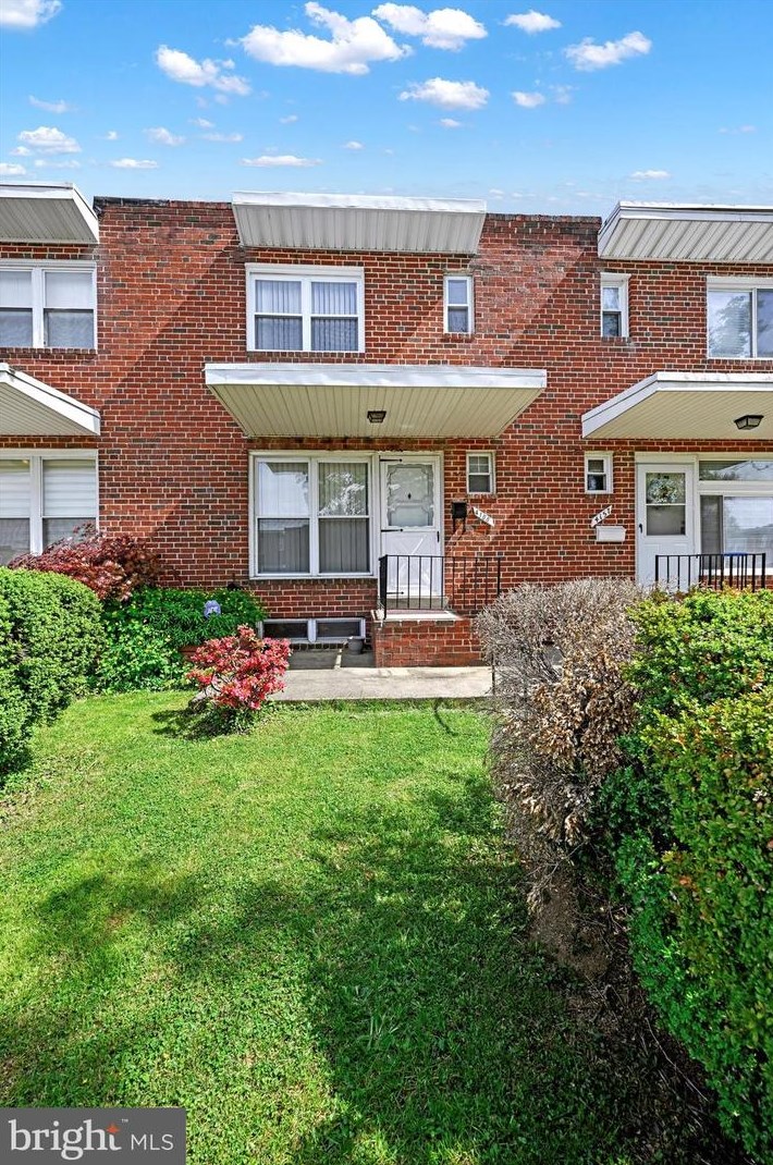 4155 Crest Heights Rd, Baltimore, MD 21215-1409