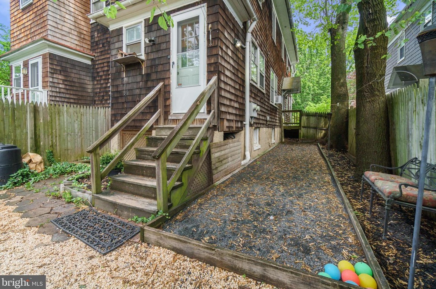 717 Deepdene Rd, Baltimore MD  21210-1911 exterior