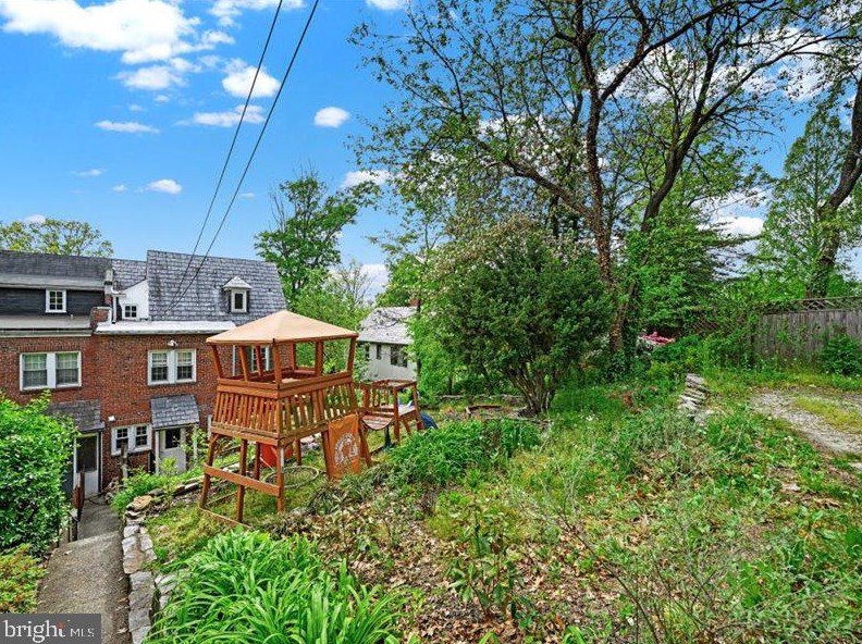 4113 Westview Rd, Baltimore MD  21218-1456 exterior