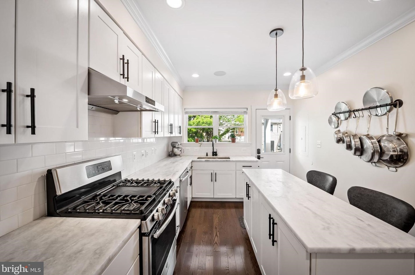 1439 Henry St, Baltimore MD  21230-4638 exterior