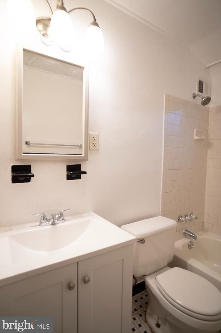 3107 Georgetown Rd, Baltimore MD  21230-1007 exterior