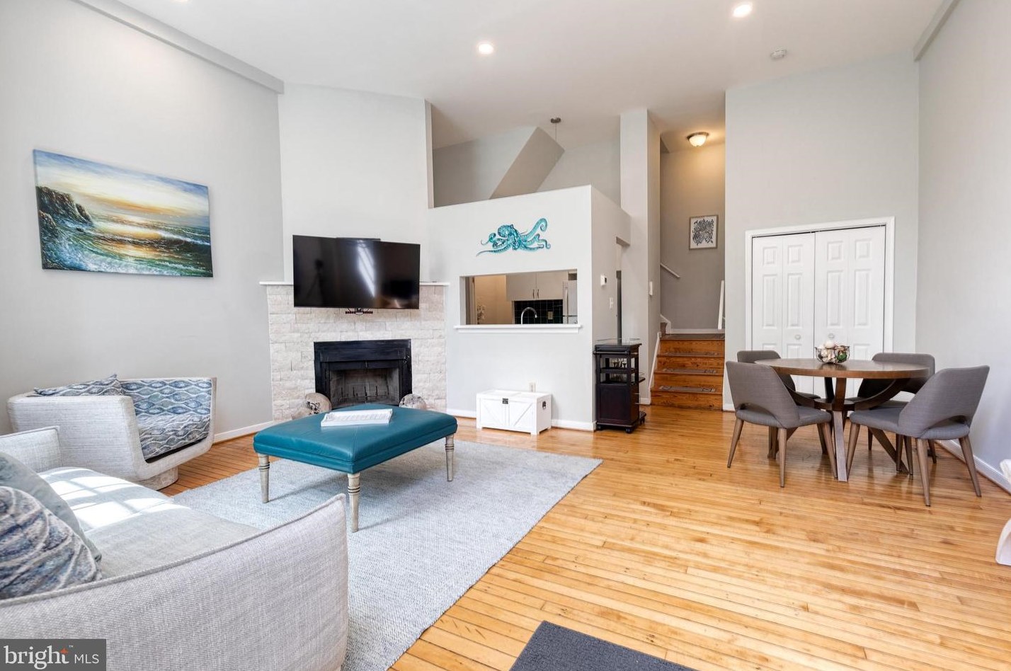 829 Sharp St, Baltimore MD 21201-2413 exterior