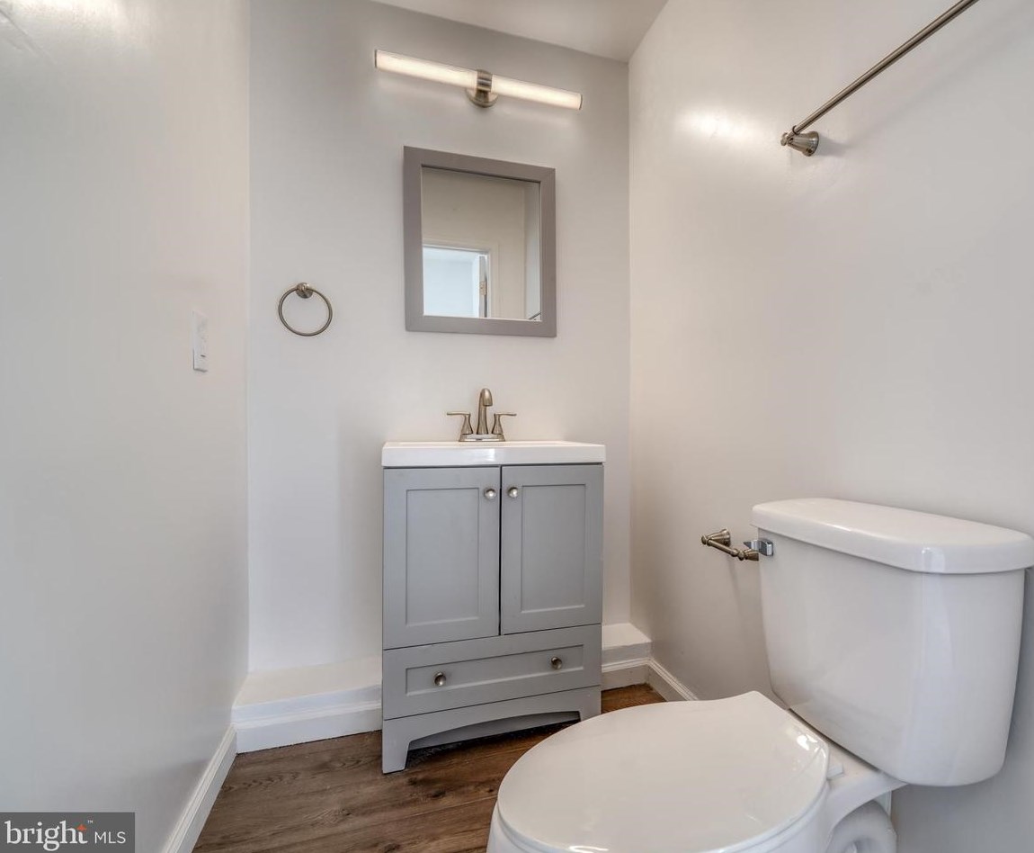 646 Augusta Ave, Baltimore MD  21229-1801 exterior