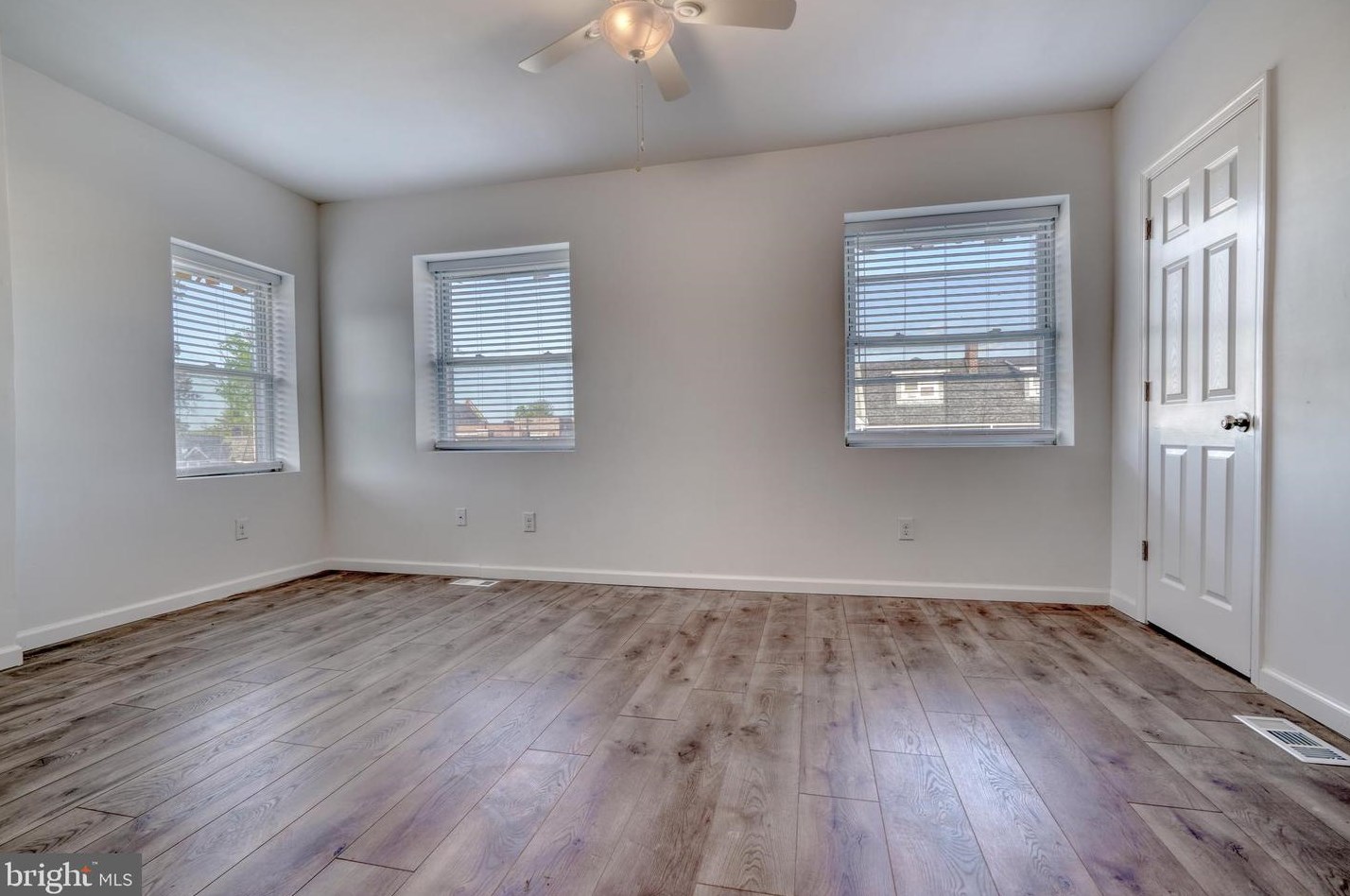 646 Augusta Ave, Baltimore MD  21229-1801 exterior