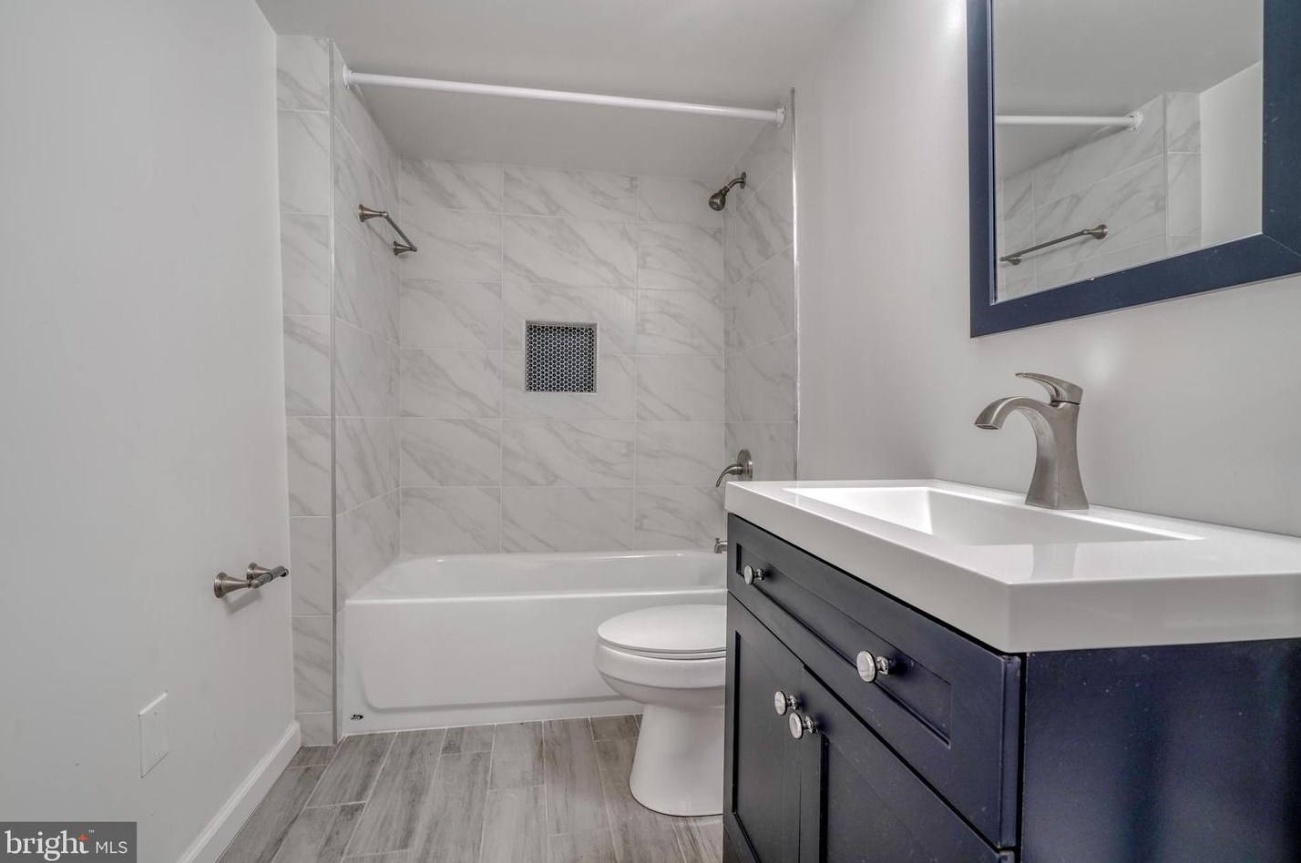 646 Augusta Ave, Baltimore MD  21229-1801 exterior