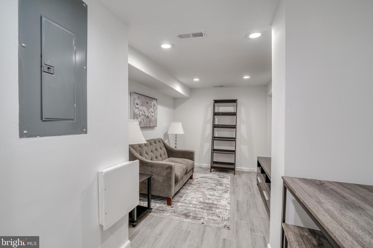 646 Augusta Ave, Baltimore MD  21229-1801 exterior