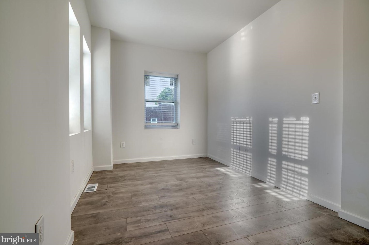 646 Augusta Ave, Baltimore MD  21229-1801 exterior