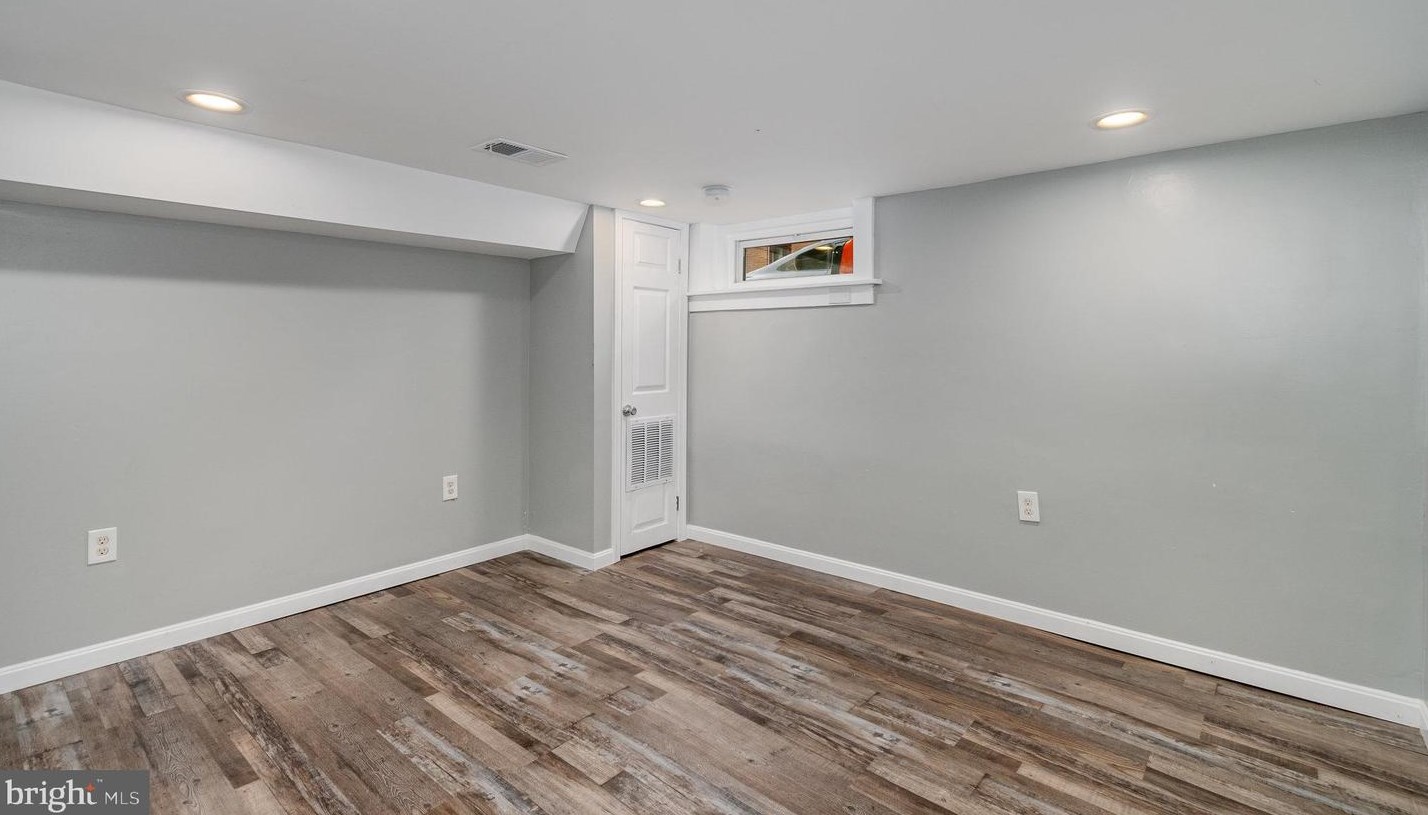 923 Belnord Ave, Baltimore MD 21224-1301 exterior