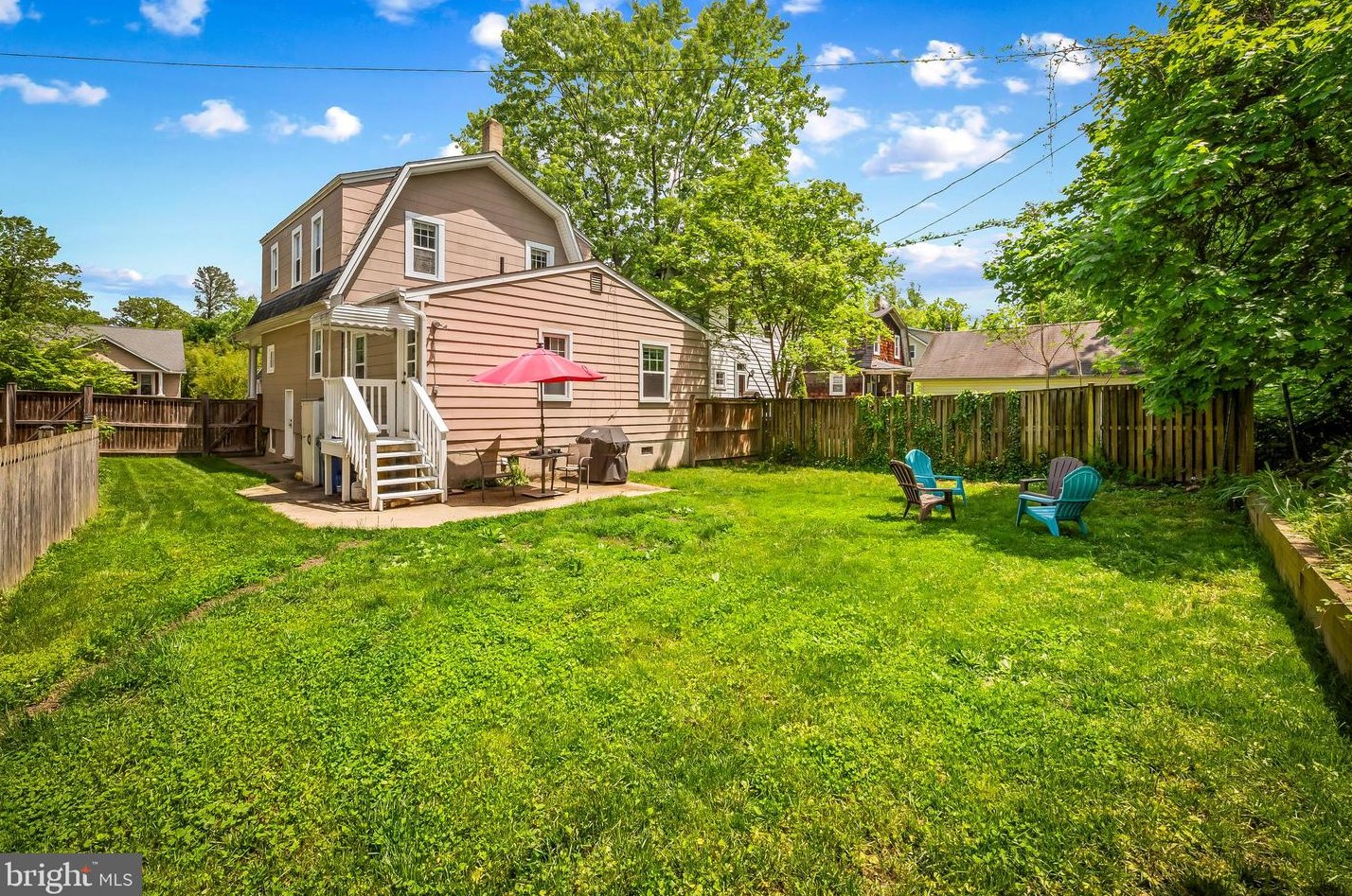 6006 Pinehurst Rd, Baltimore MD  21212-2918 exterior